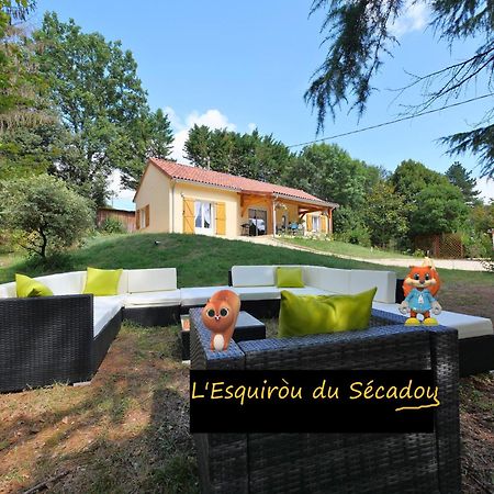Villa L'Esquirou Du Secadou Castels Exterior foto
